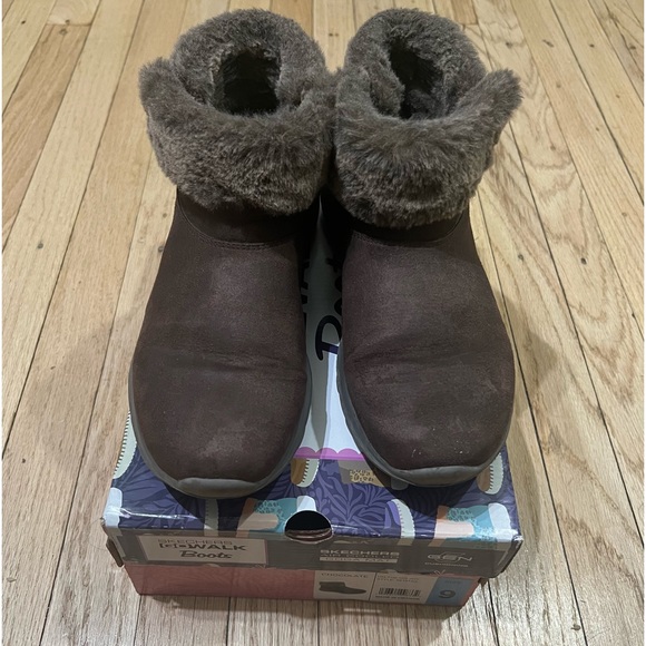 Sketchers On the Go Joy Boot: women’s size 9 Brown - Picture 2 of 12